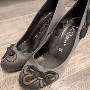 Lea Pin Gray and Black Bow Heels🌷Made In Italy